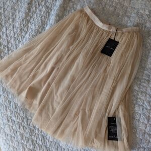 Elegant Cream Tulle Skirt